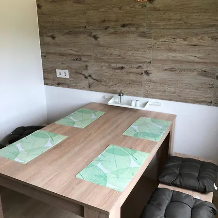 Monteur- Und Beki Διαμέρισμα Kamp-Lintfort